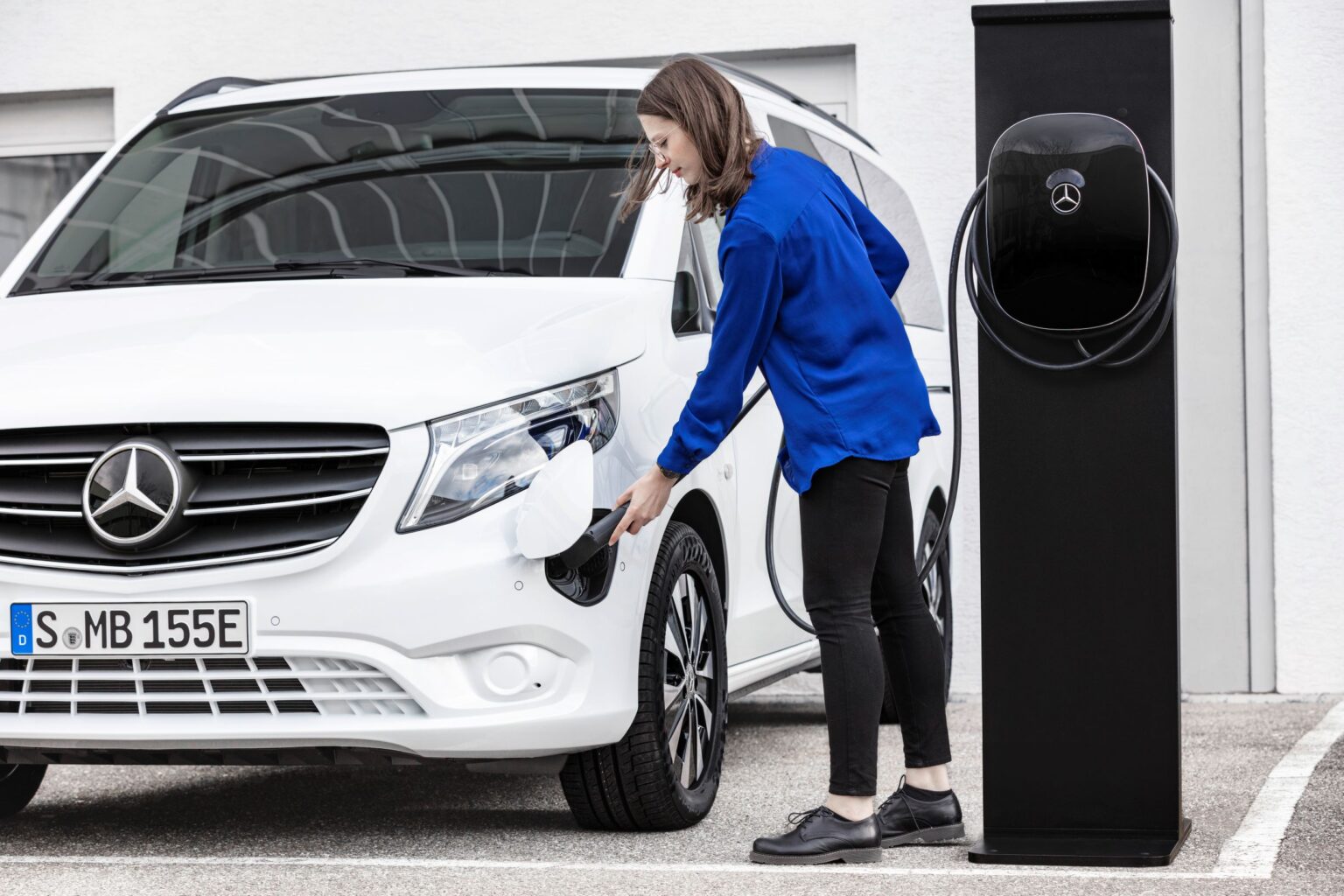 Lowemission commercial vehicles eligible for a plugin grant