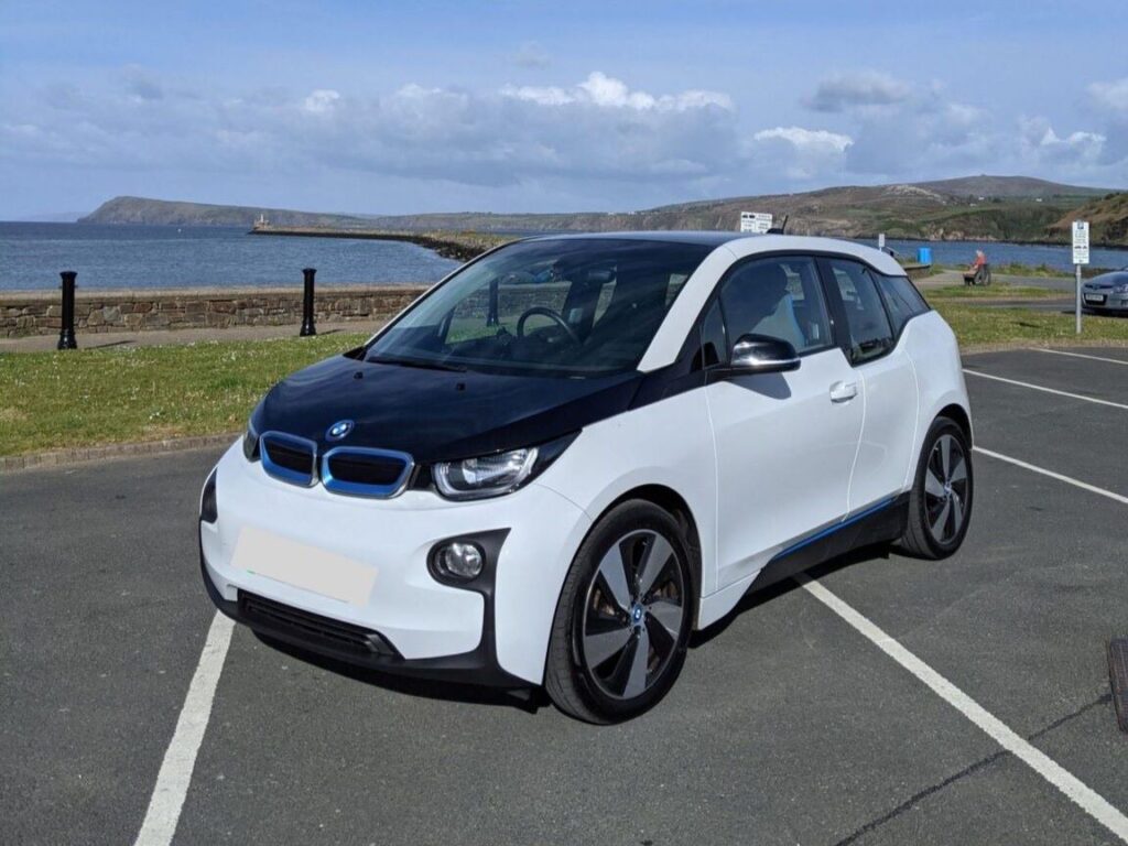 A BMW i3 94 Ah.