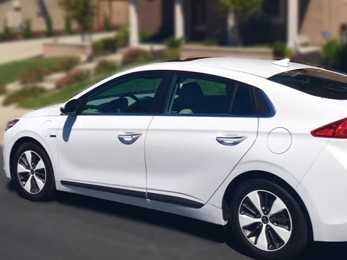 A Hyundai IONIQ 2018