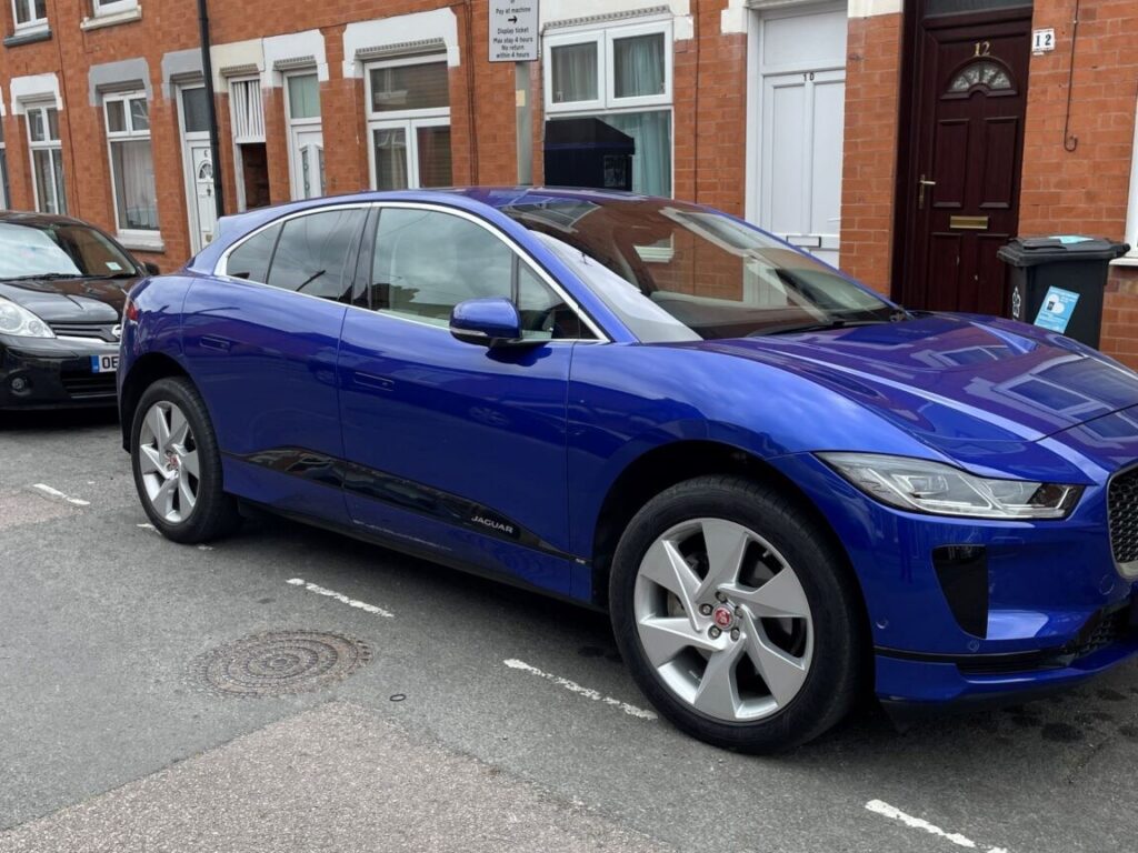 A Jaguar I-PACE 2020