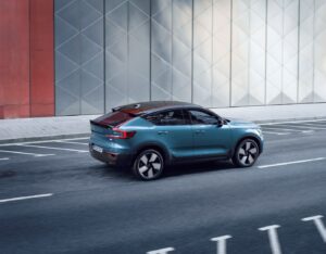 Volvo Cars opens order books for 100% electric C40 Recharge