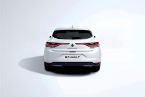 Renault announces pricing & technical details for Megane hatchback with E-Tech Plug-In Hybrid from £29,495 OTR