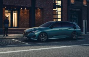 70% of Peugeot models are electric in 2021