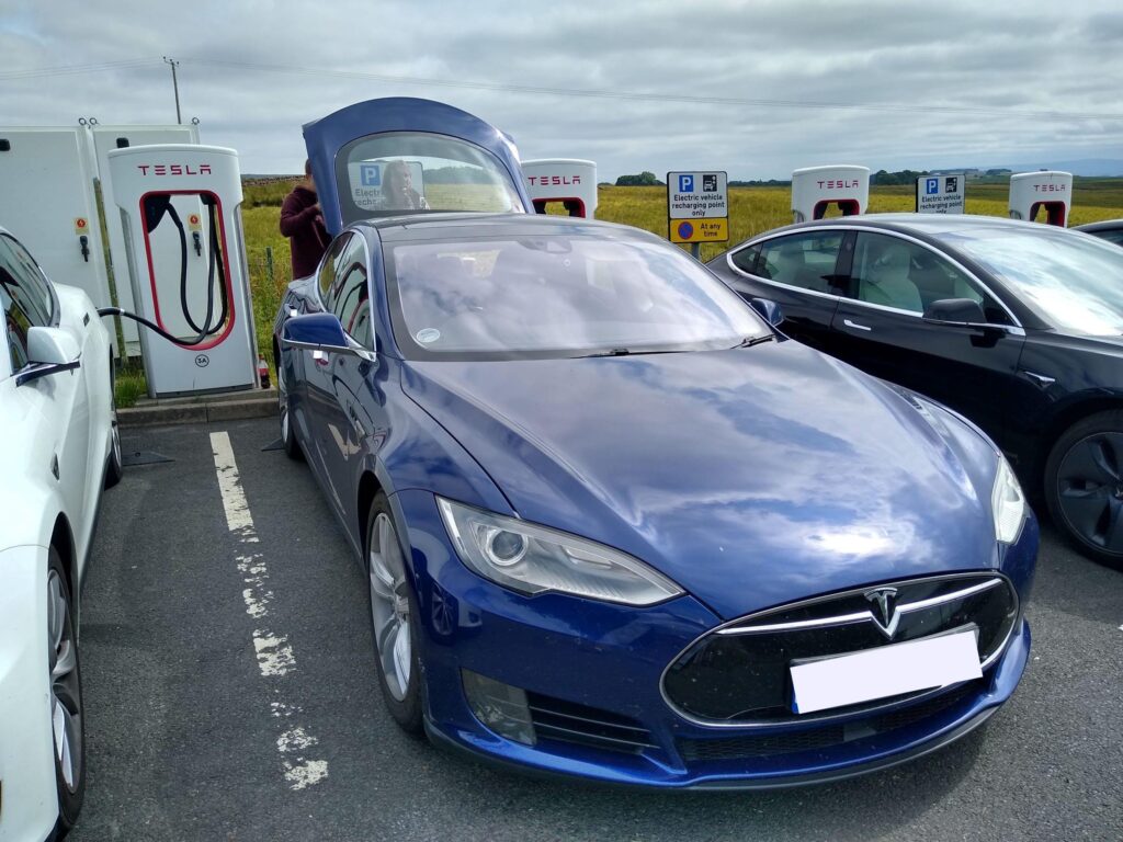 Tesla Model S 70D 2015, Simon - Living with an EV: Road trip report