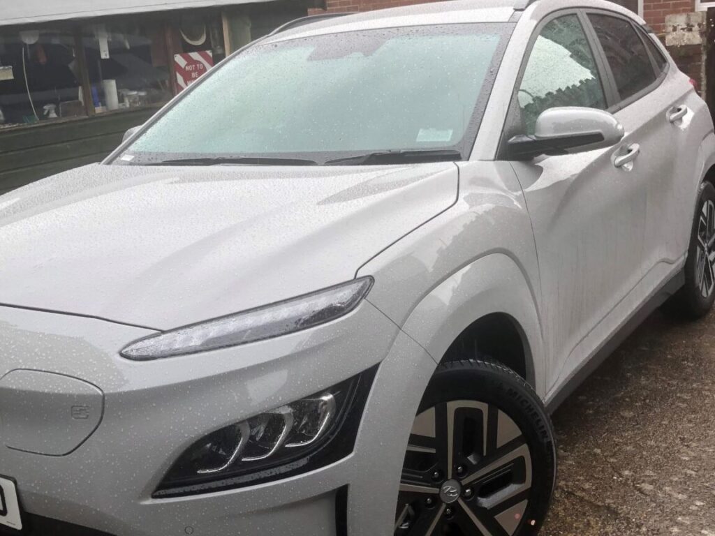A Hyundai Kona Electric 2021