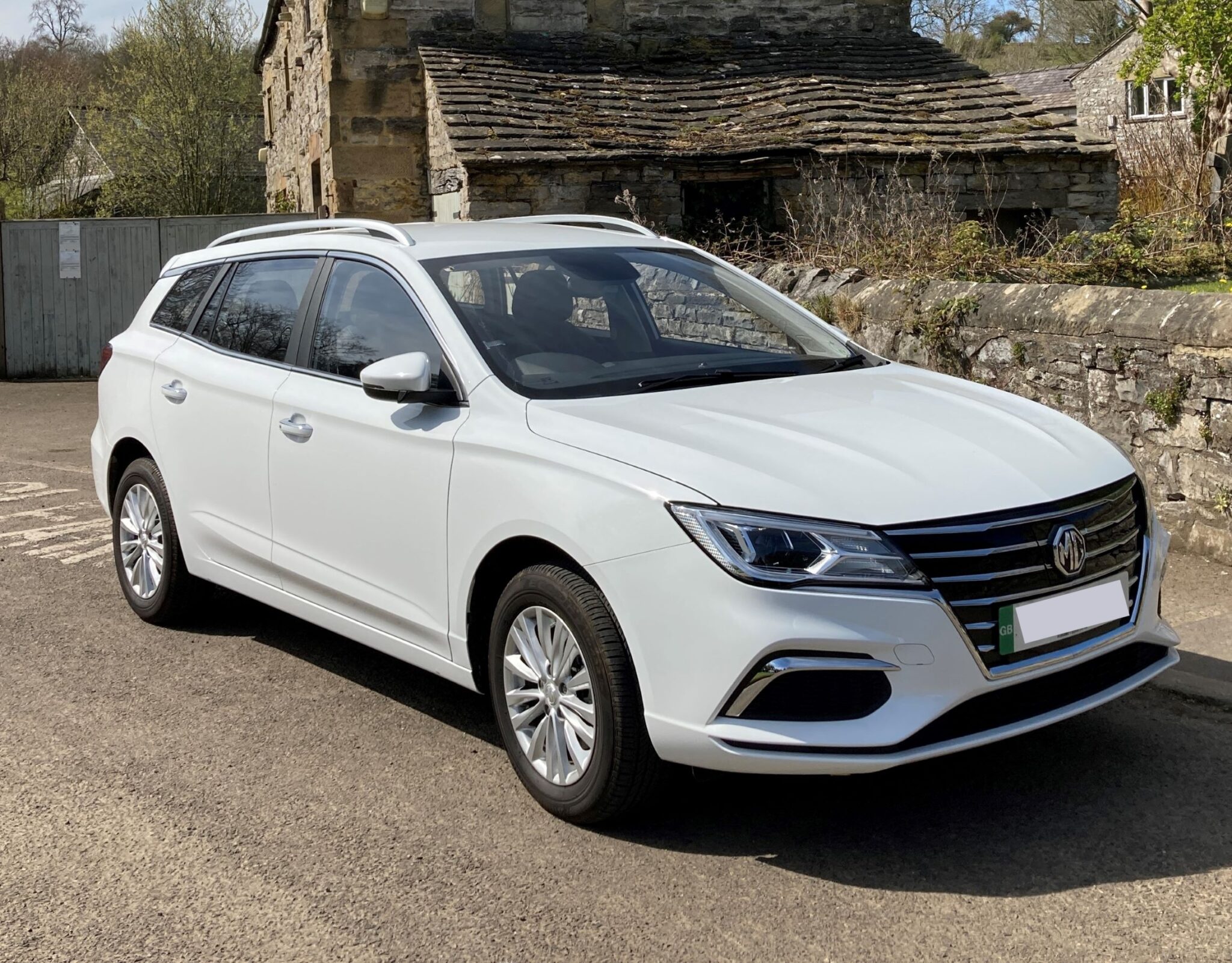 MG5 Exclusive 2020, Brian - EV Owner Review - Electric Road