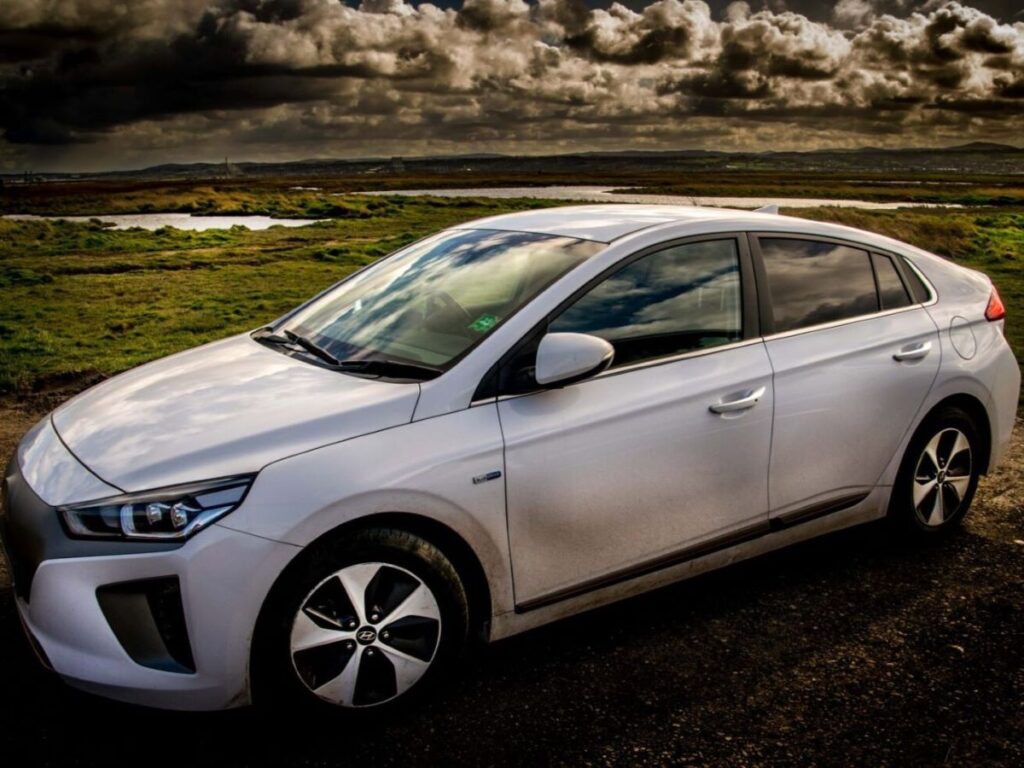 A Hyundai IONIQ 28kWh 2018