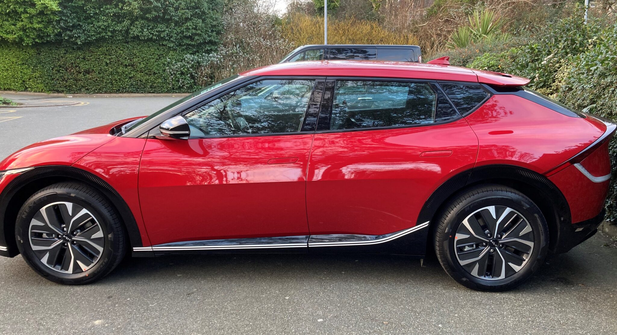 Kia EV6 2022, Grandadevz EV Owner Review Electric Road