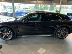 Porsche Taycan 2022 electric car owner review