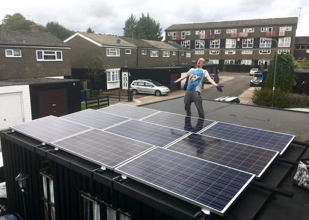 Electric car owner Max builds his own solar power station!