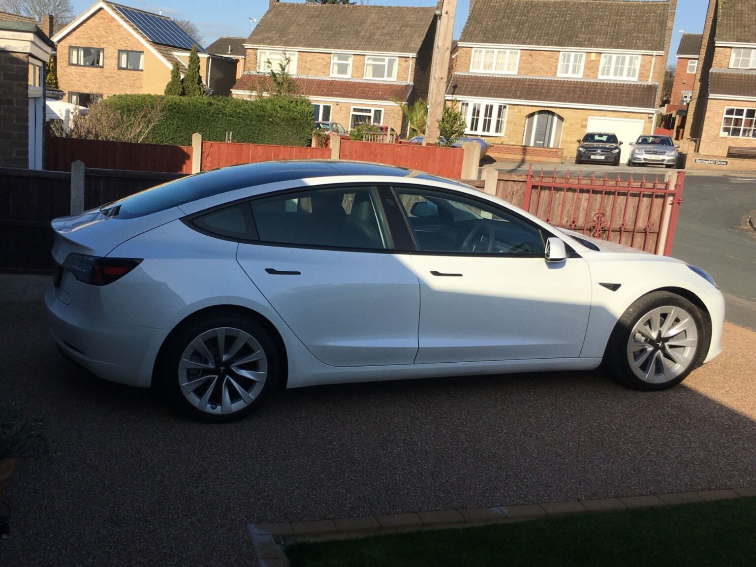 Tesla Model 3 2021 electric car owner review - Electric Road