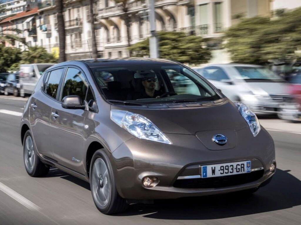 Nissan LEAF (1st gen): Getting started with an electric car
