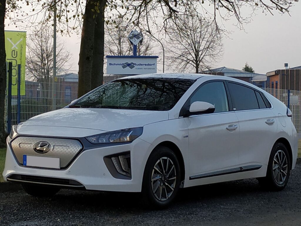 Hyundai IONIQ Electric 2021 electric car owner review (Germany)