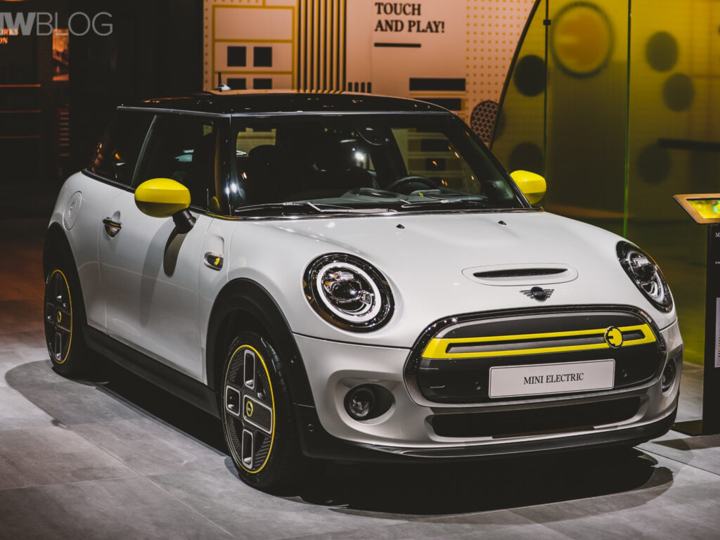 MINI Electric 2022 test drive review