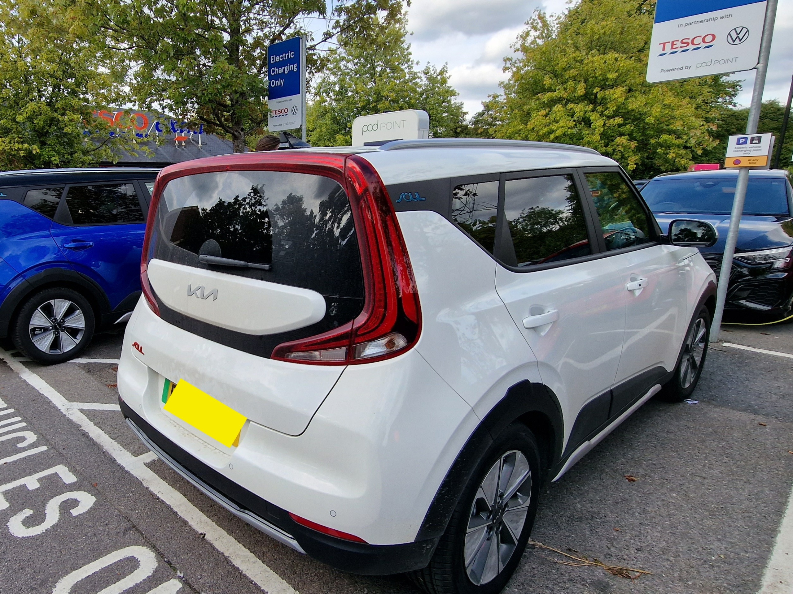 KIA Soul EV 2022 electric car owner review