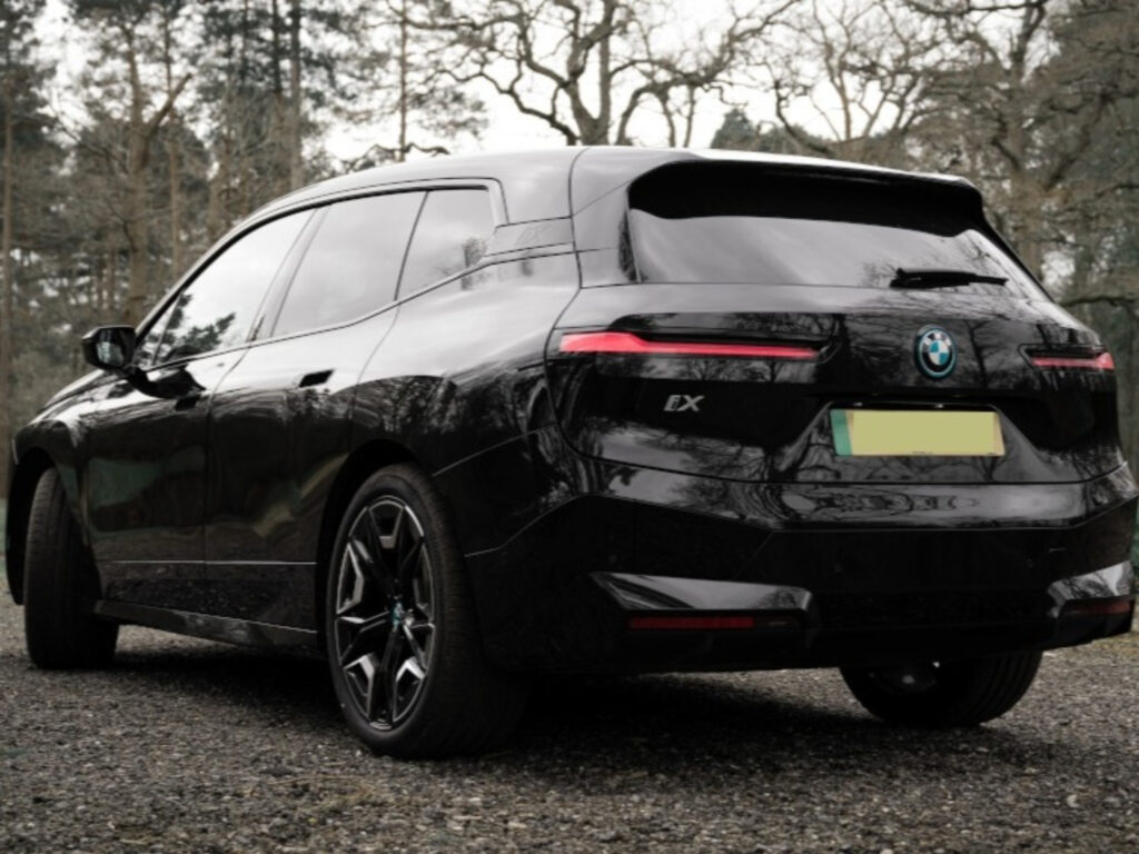 BMW iX 2023 test drive review