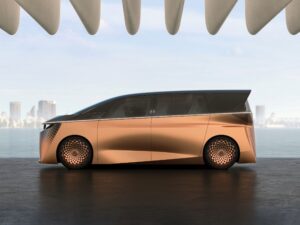 Nissan unveils the Nissan Hyper Tourer concept