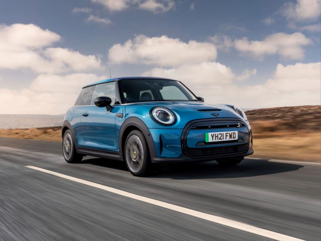 MINI Electric Cooper test drive review 2023