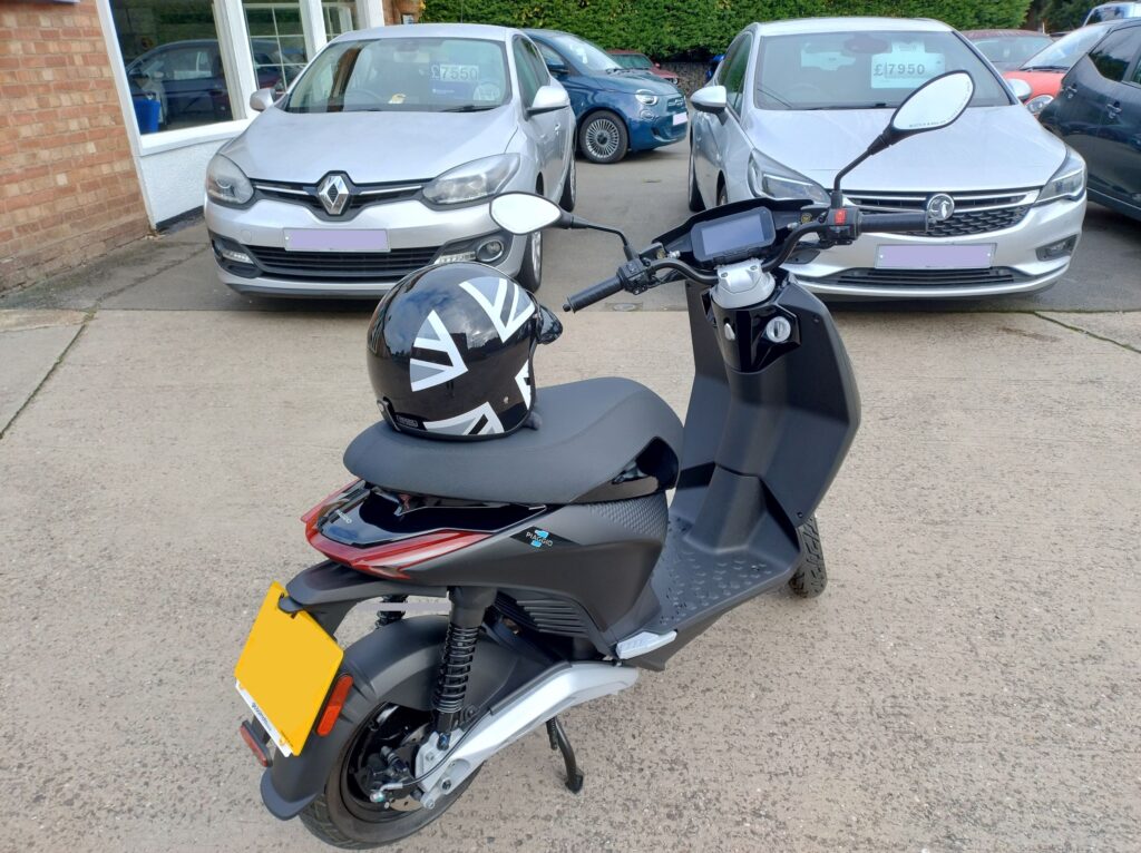 Piaggio 1 Active 2023 electric scooter owner review