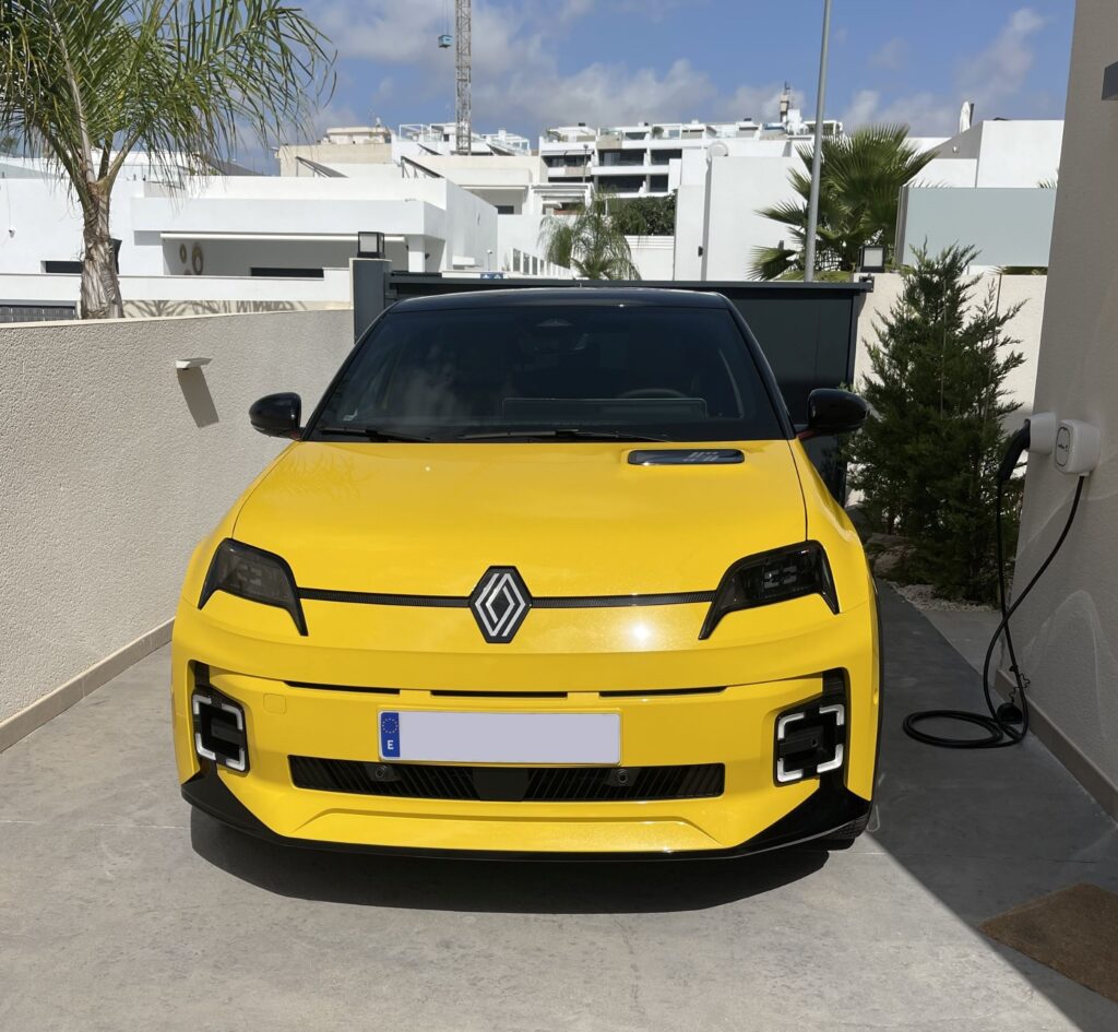 Renault 5 E-Tech Iconic 2025 Owner Review