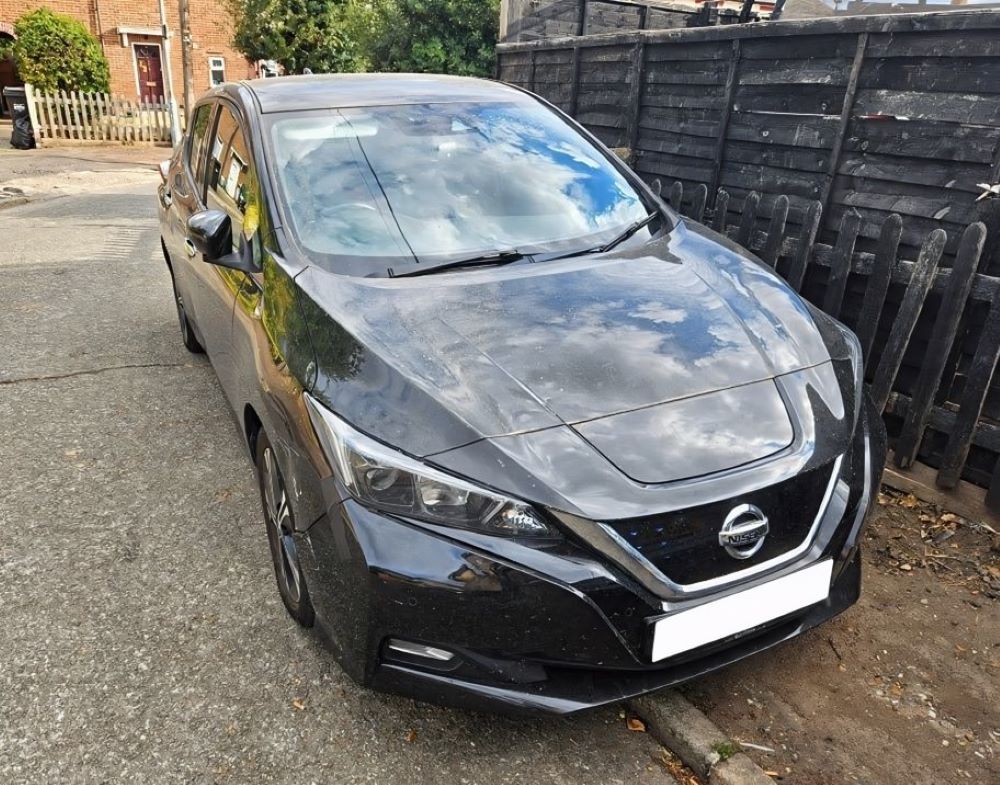 Nissan LEAF 2021