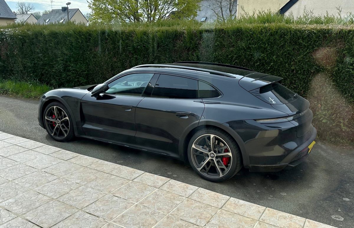 Porsche Taycan 4S Estate